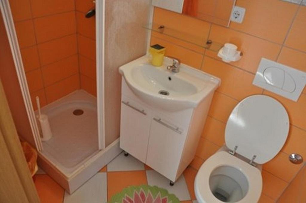 Apartments With A Parking Space Lopar, Rab - 16680 Ngoại thất bức ảnh