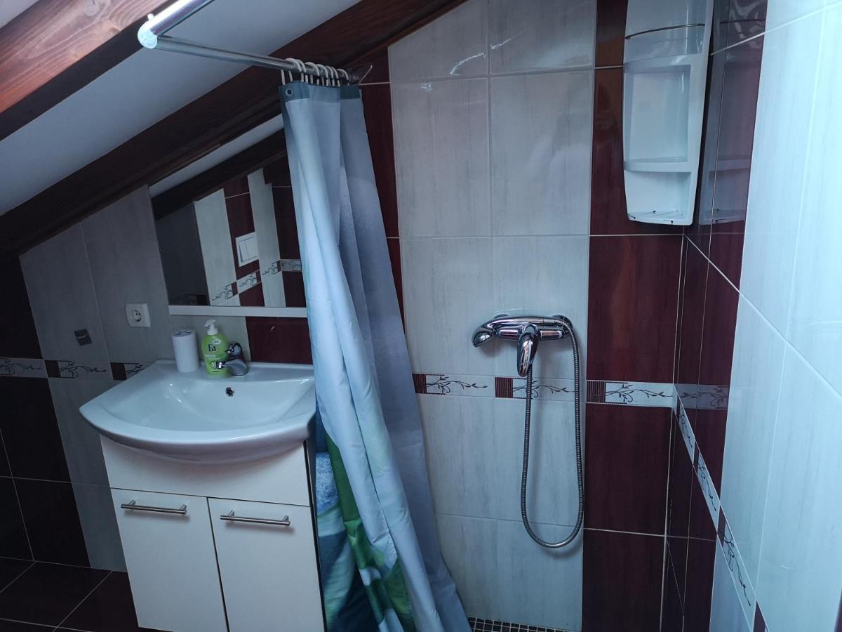 Apartments With A Parking Space Lopar, Rab - 16680 Ngoại thất bức ảnh