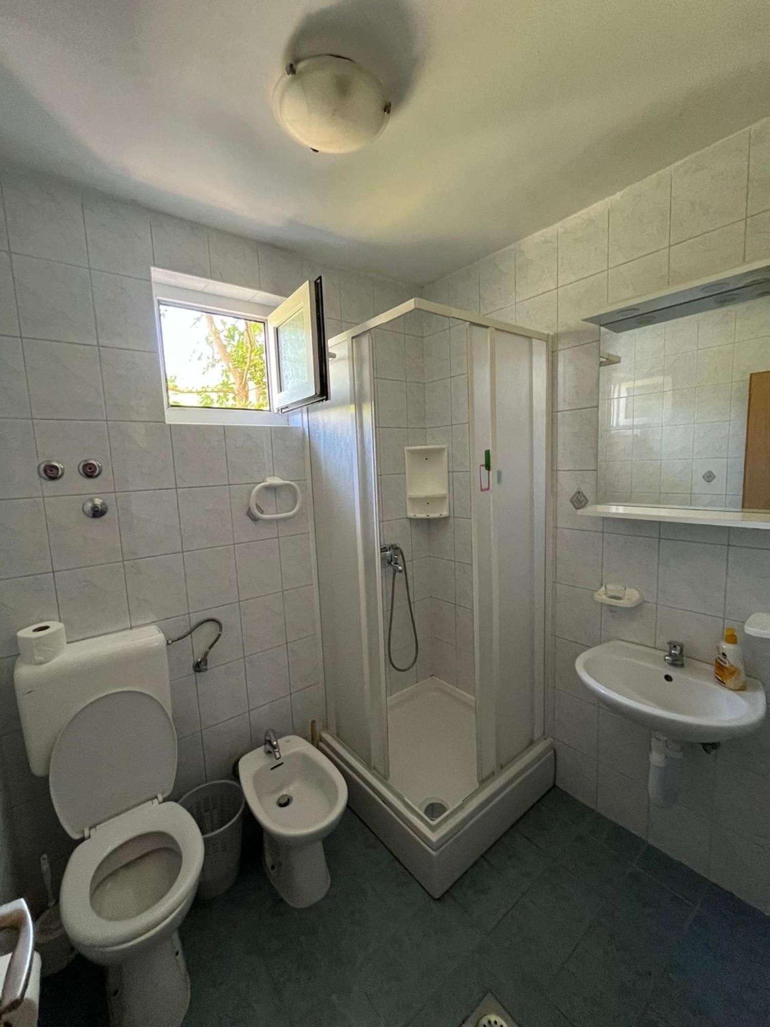 Apartments With A Parking Space Lopar, Rab - 16680 Ngoại thất bức ảnh