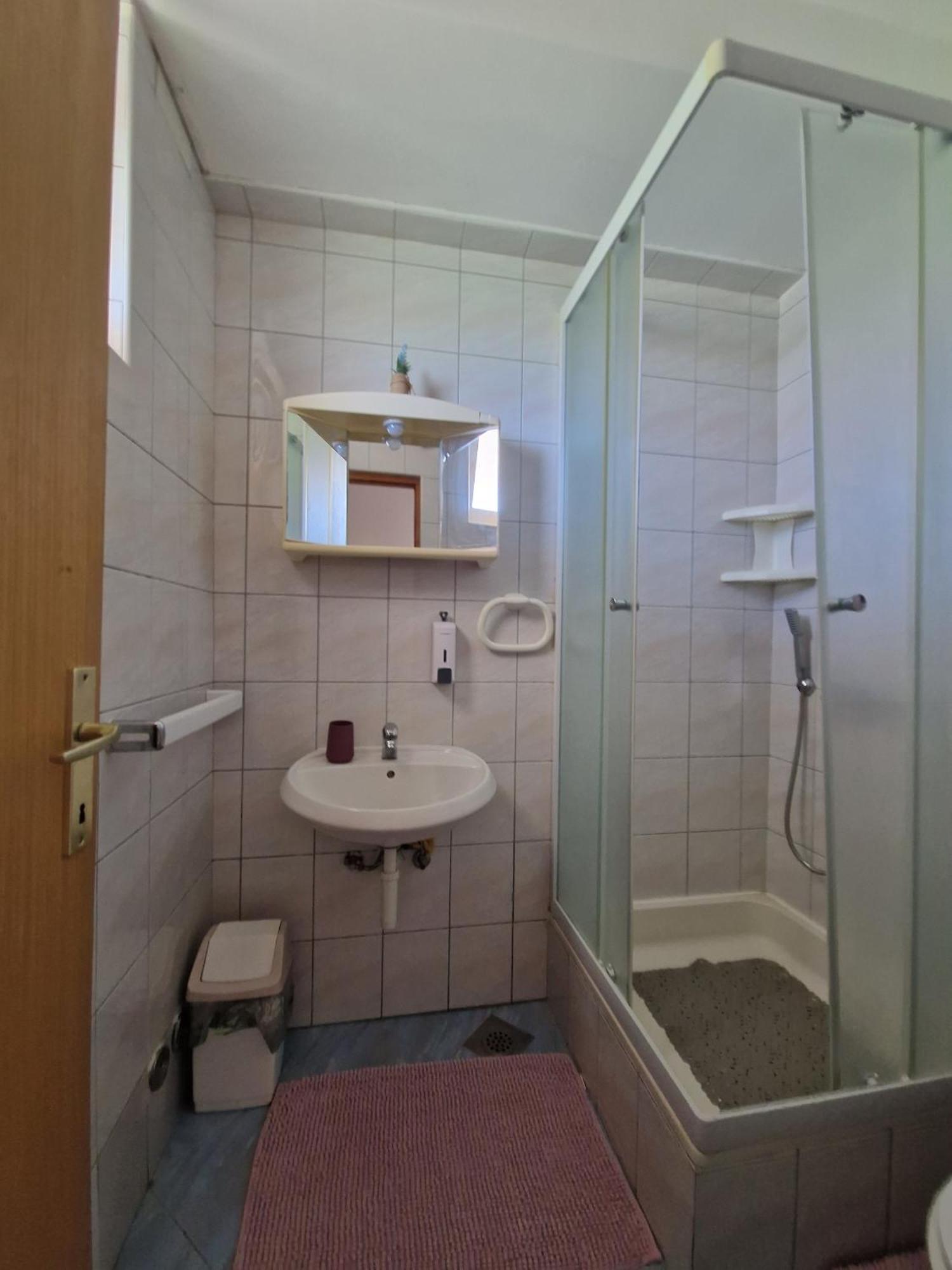 Apartments With A Parking Space Lopar, Rab - 16680 Ngoại thất bức ảnh