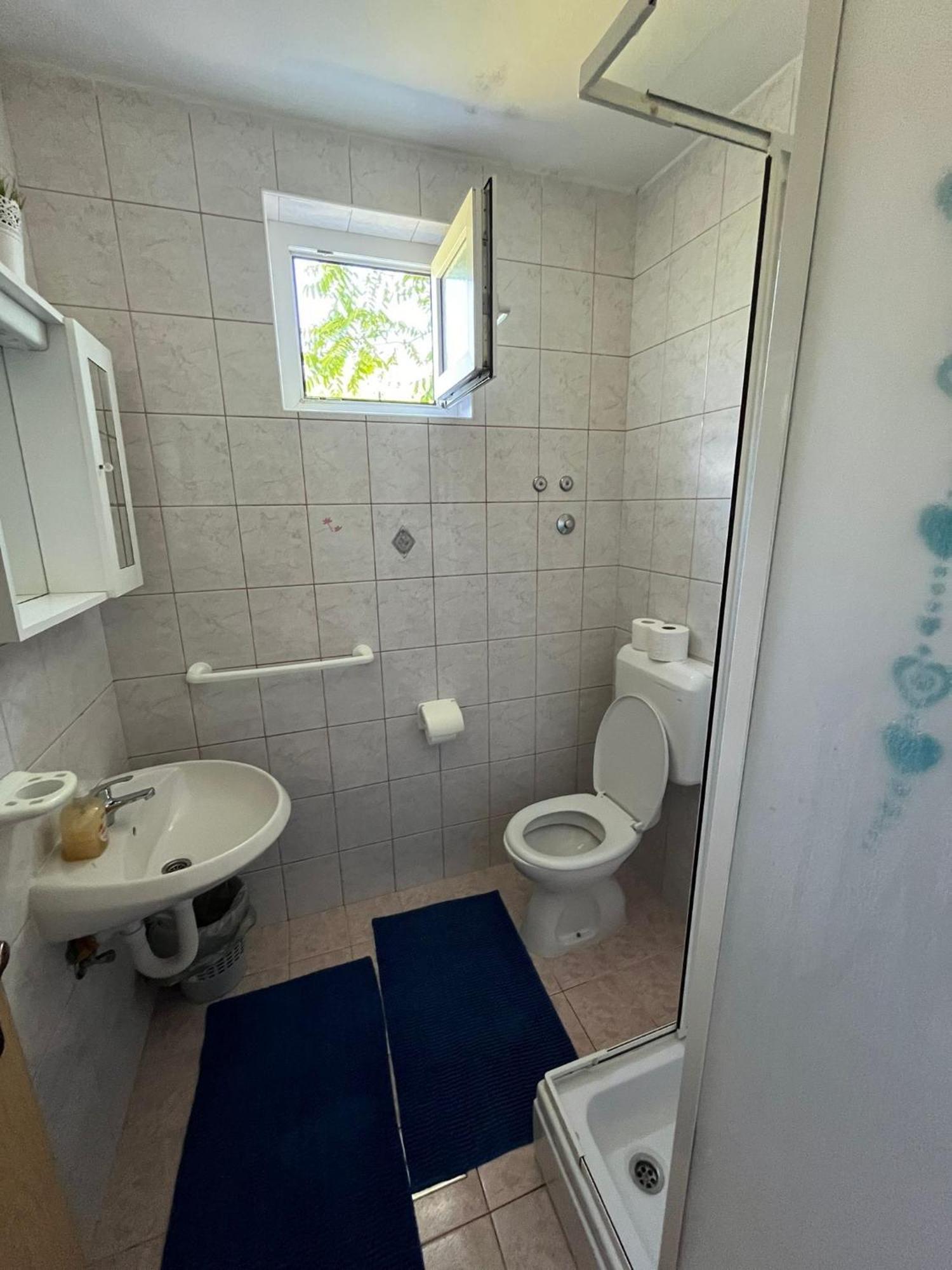 Apartments With A Parking Space Lopar, Rab - 16680 Ngoại thất bức ảnh